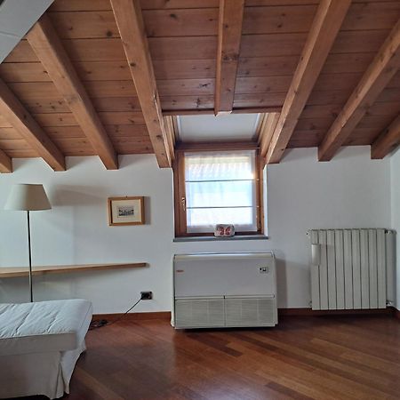 Post Office Holidays House Bergamo Luaran gambar
